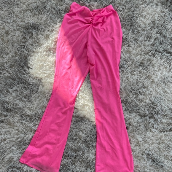 Scrunch butt Stretchy pants - Picture 1 of 2